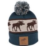 Stickad vintermössa med älg