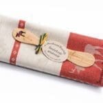 Gift set: Red moose towel and butter knife