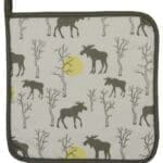 Midnight sun moose pot holder