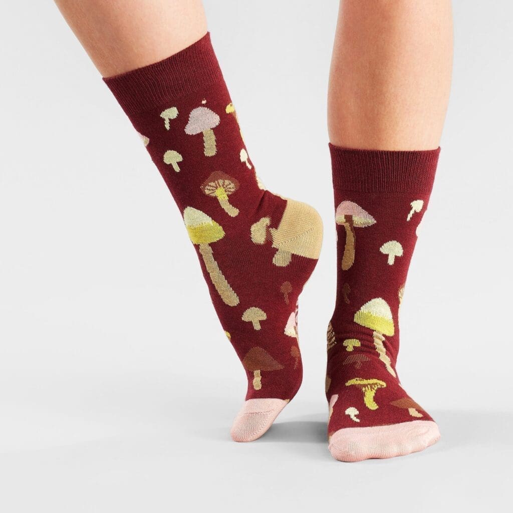 Socks Sigtuna Mushrooms Burgundy