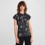 T-shirt Visby Night Floral Black