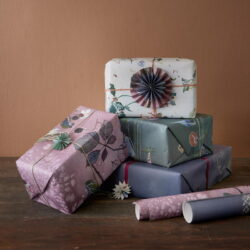4 Sheets Recycled Gift Wrapping Paper: Wild Flowers