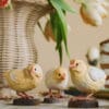 DecoBird Nyfiken Kyckling - Bild 3