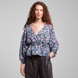 Wrap Top Rosenvik Blurred Flowers Purple